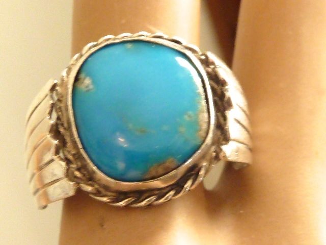 STERLING SILVER NAITVE AMERICAN NAVAJO TURQUOISE VINTAGE RING SZ 9