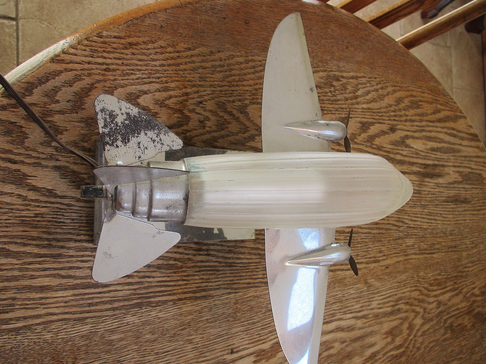 Rare 1930's original art deco style DC 3 airplane glass & Chrome lamp-works