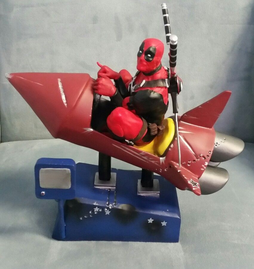 2016 FACTORY ENTERTAINMENT DEADPOOL ROCKET RIDE PREMIUM MOTION STATUE