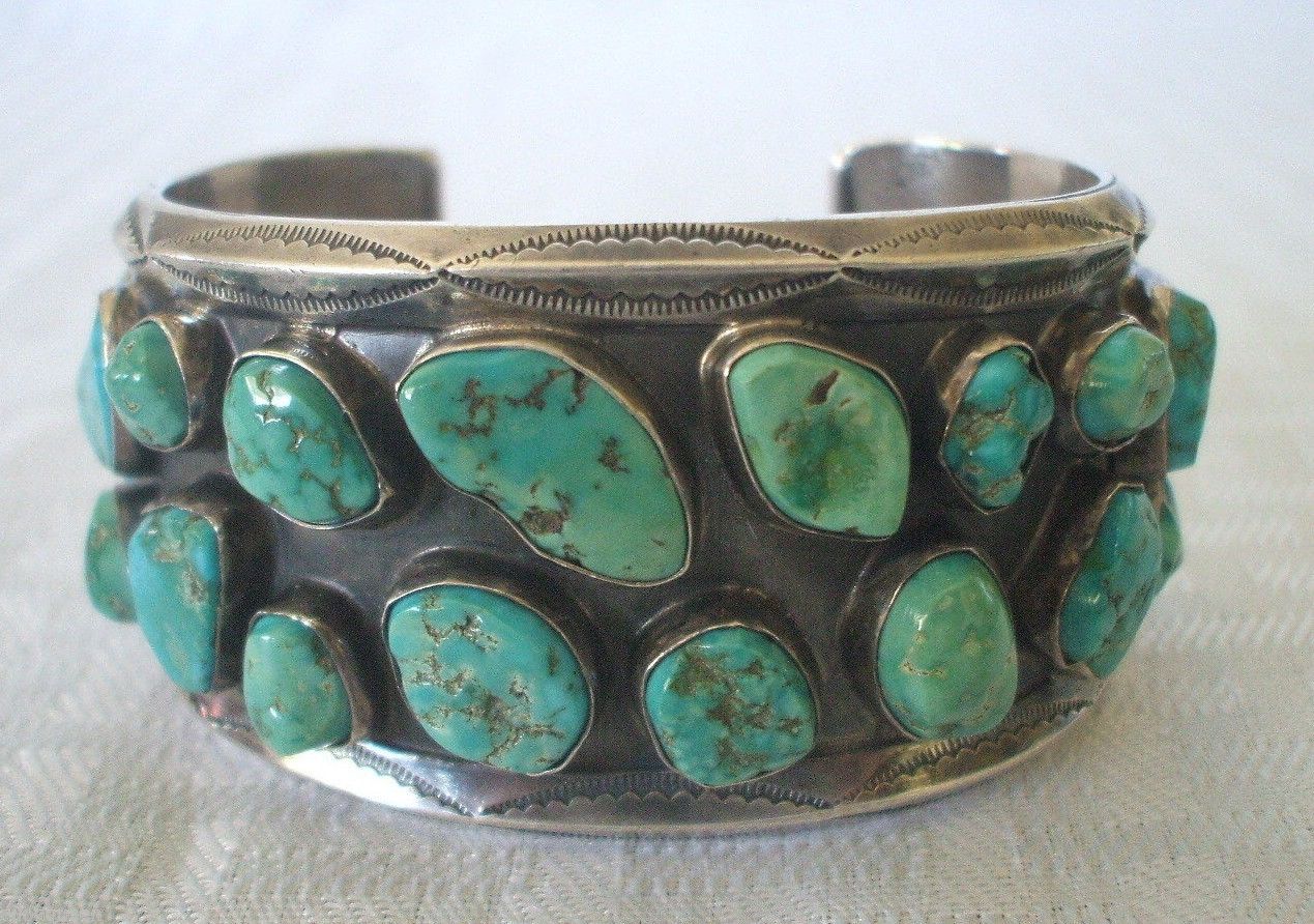 Heavy Gauge Vintage NAVAJO Sterling Silver & TURQUOISE Cluster Cuff BRACELET