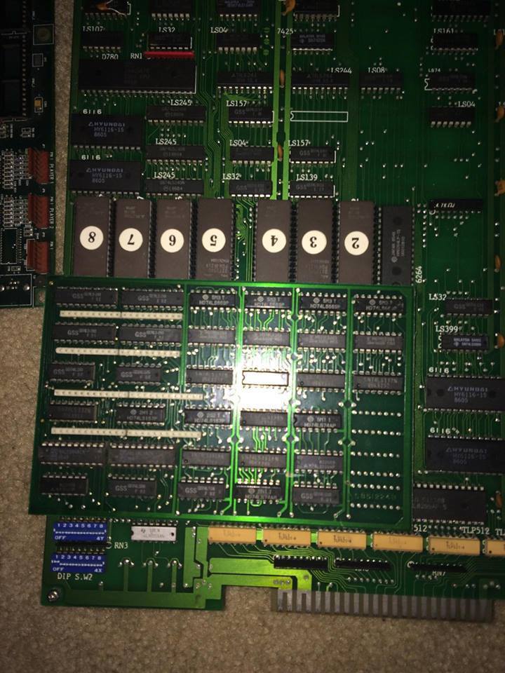 UNKNOWN ARCADE BOARD! TAGGED WORKING SOLD UNTESTED .HELP WHAT IS IT