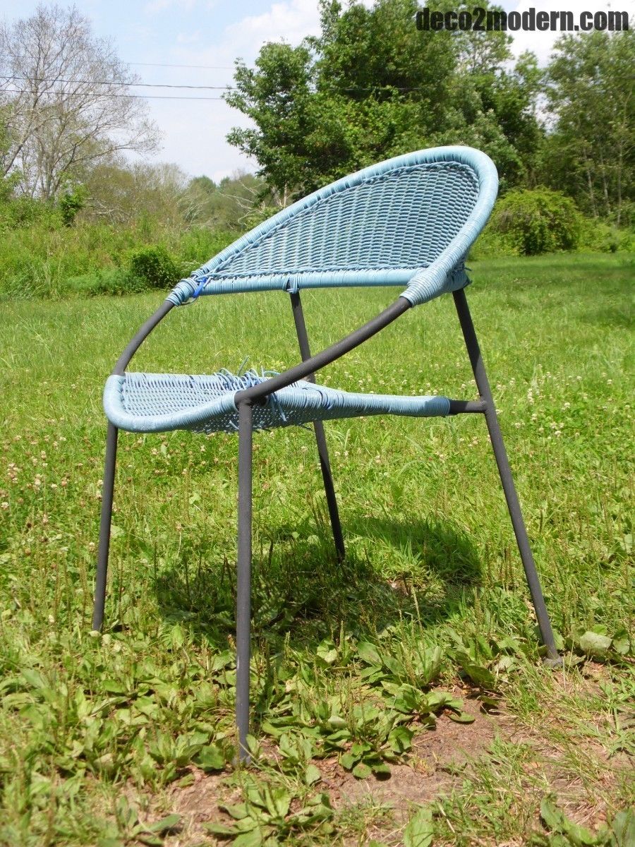 Vintage Mid Century Modern Wicker Rattan & Iron Leg Hoop Patio Chair Turquoise