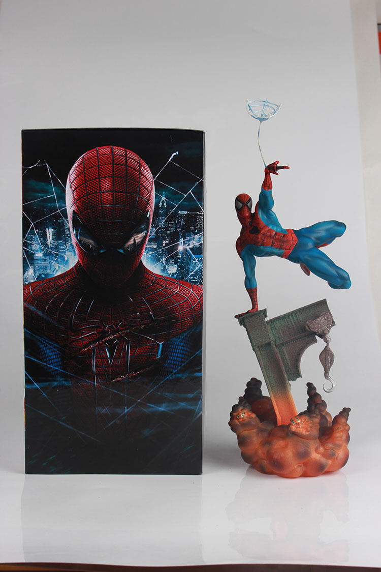 SIDESHOW AMAZING SPIDER MAN PREMIUM FORMAT FIGURE - BRAND NEW - SEALED