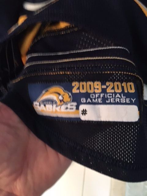 GAME USED Derek Roy 2009-2010 Buffalo Sabres Home Reebok 2.0 Jersey w/ COA